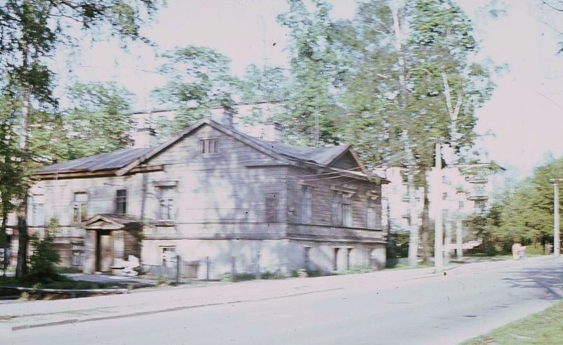 Дом № 6 на Радищева (Константиновской) улице
Фото автора. 1973 г.